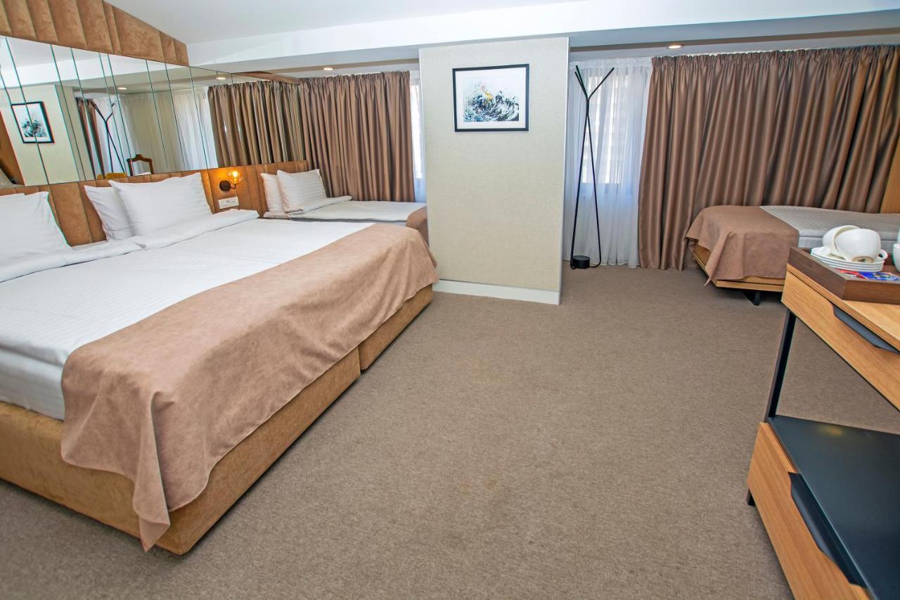 Cartez Hotel Ереван Экстерьер фото