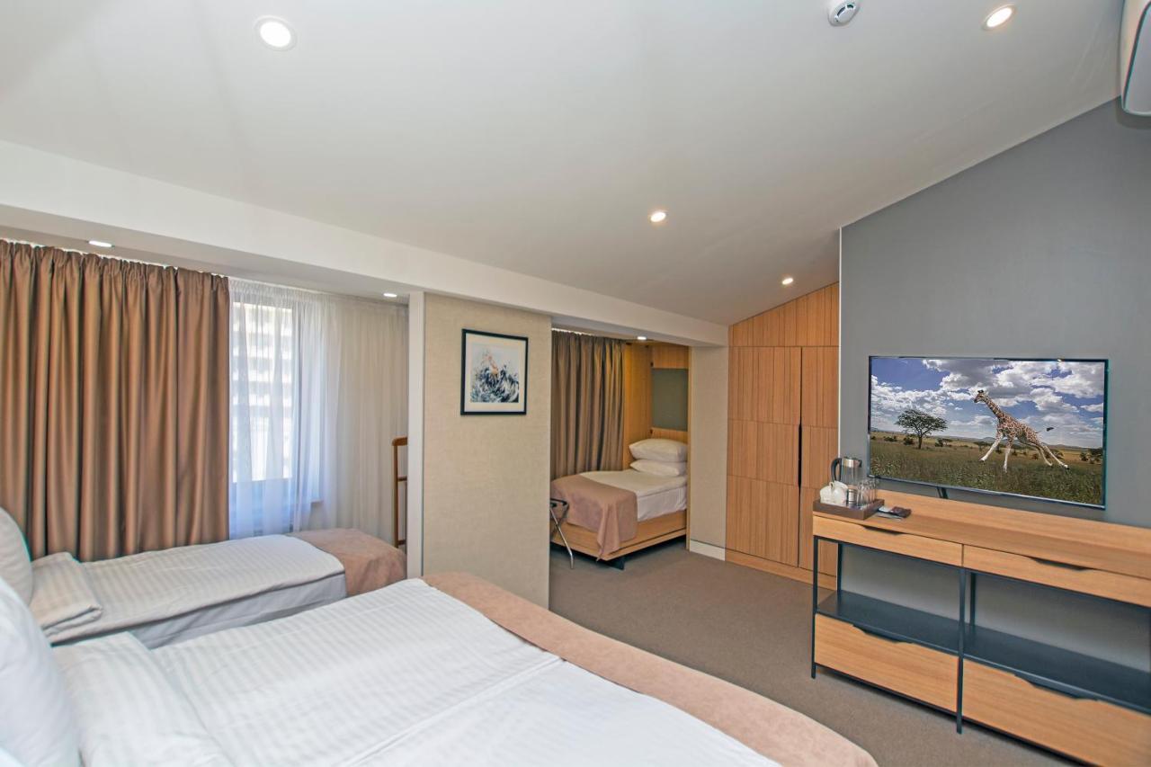 Cartez Hotel Ереван Экстерьер фото