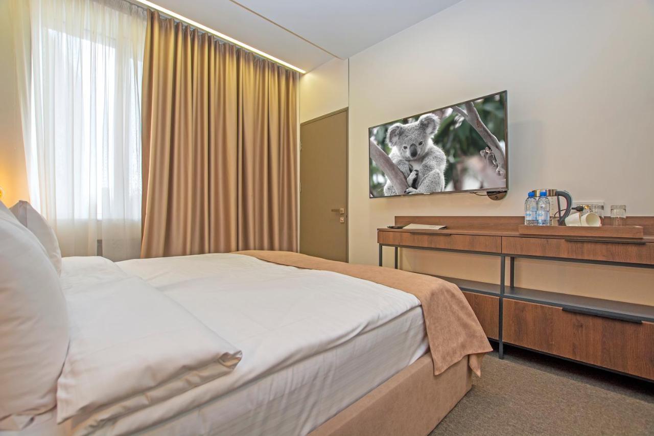 Cartez Hotel Ереван Экстерьер фото