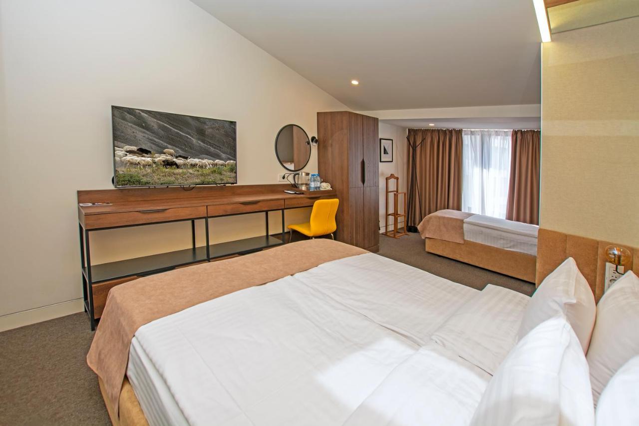 Cartez Hotel Ереван Экстерьер фото