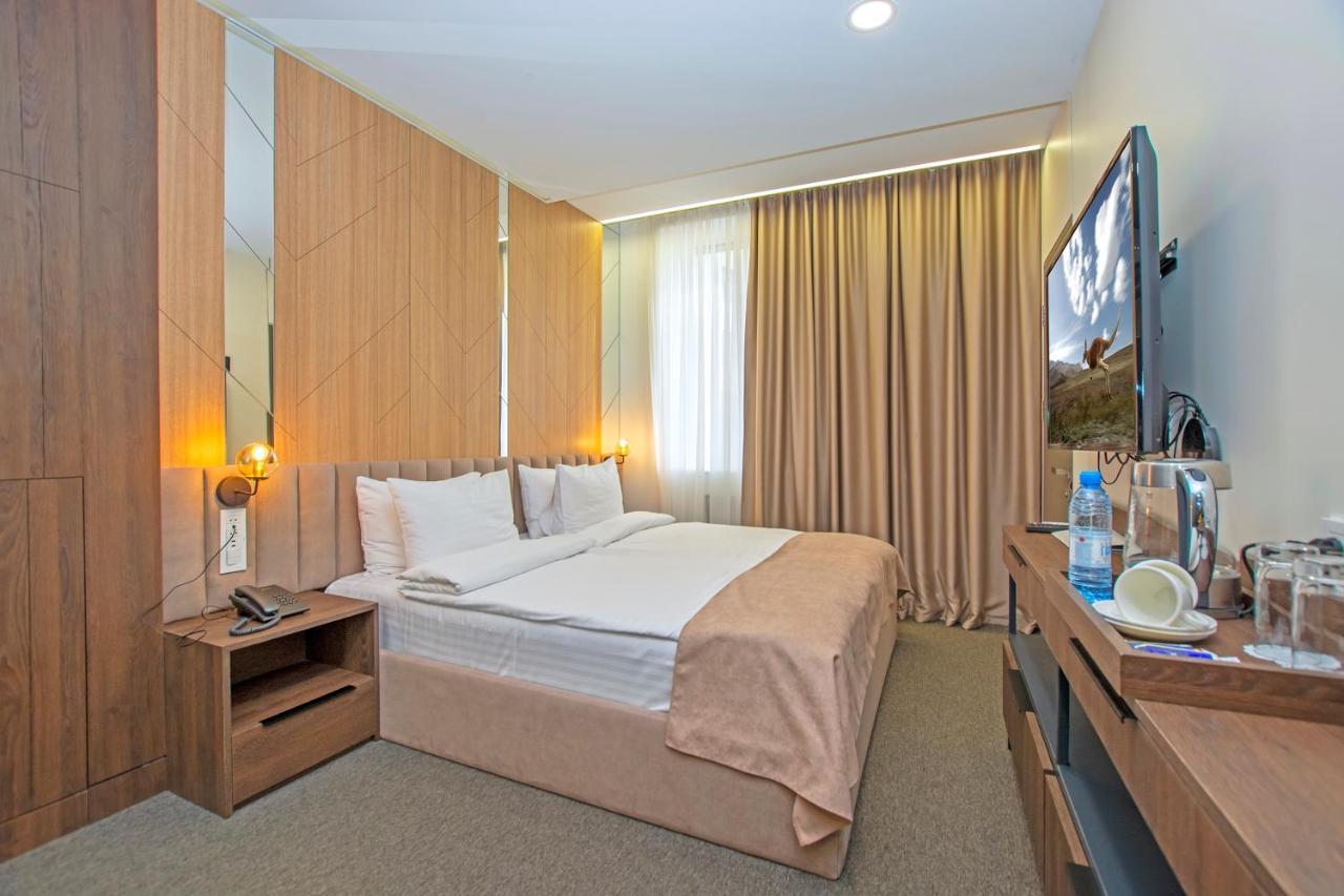 Cartez Hotel Ереван Экстерьер фото